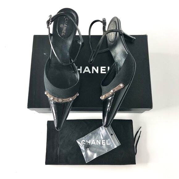 Vintage Chanel CC Logo Patent Cap Toe Pointed Toe Black Pumps 37 - Picture 1 of 9